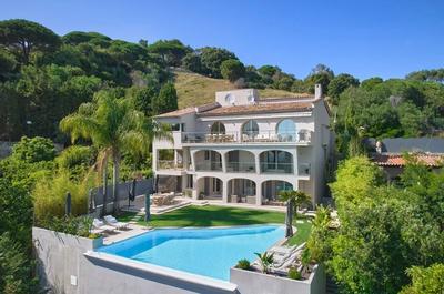 Villa - 350 m² - 9 pièces