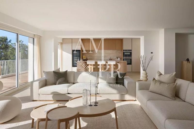 Appartement - 210 m² - 210 pièces