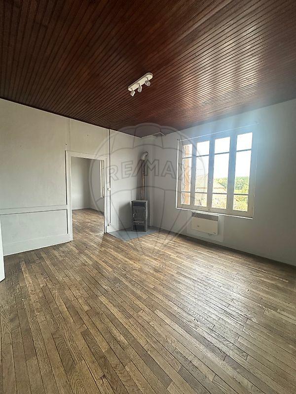 Maison - 205 m² - 10 pièces