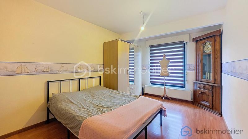 Pavillon - 185 m² - 9 pièces