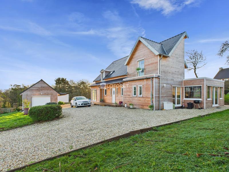 Maison contemporaine - 180 m² - 7 pièces