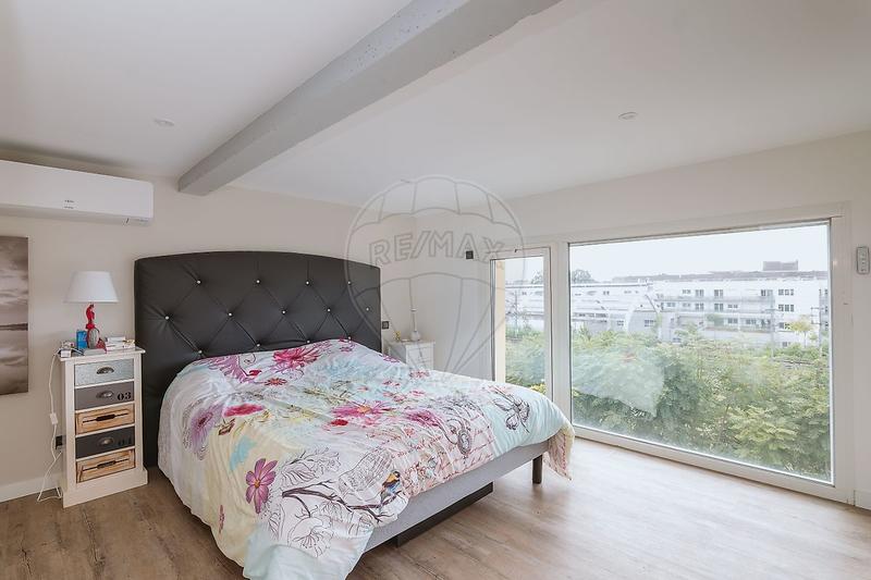 Appartement - 171 m² - 6 pièces