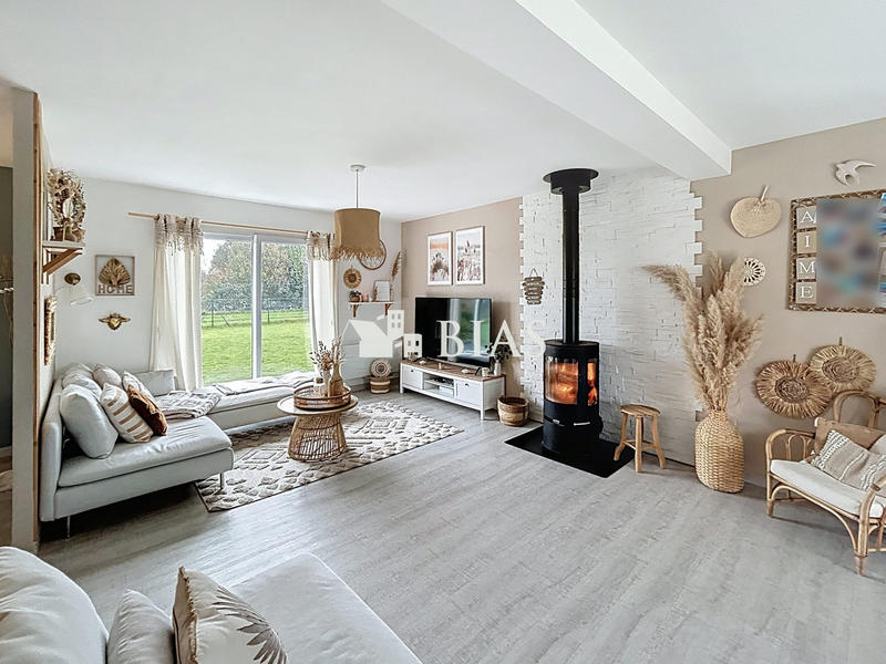 Maison contemporaine - 192 m² - 8 pièces