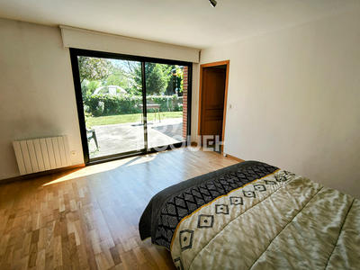 Maison - 195 m² - 6 pièces