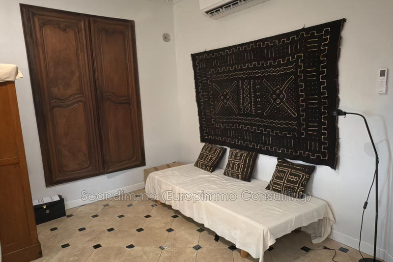 Maison - 199 m² - 5 pièces