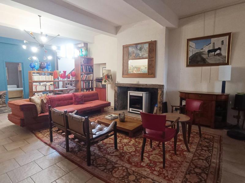 Maison - 229 m² - 7 pièces