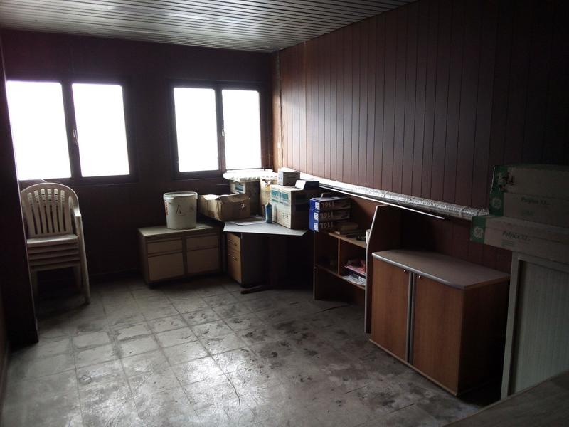 Entrepôt - 4 840 m²