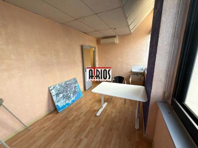 Bureau - 49 m² - 4 pièces