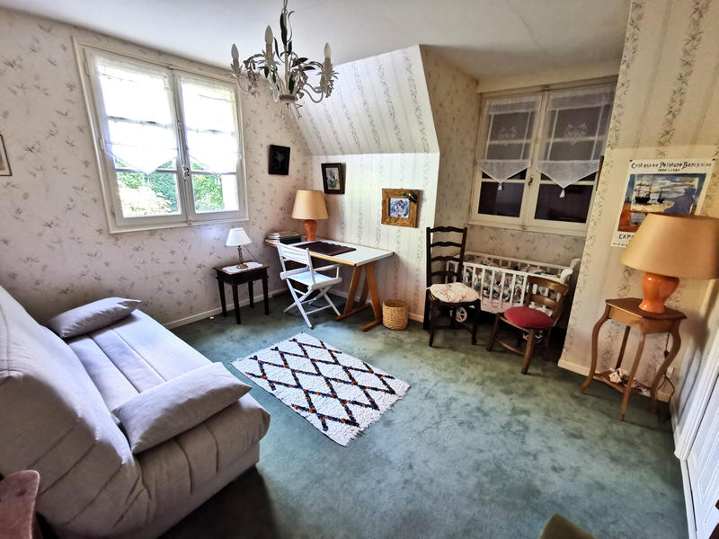 Maison - 300 m² - 10 pièces