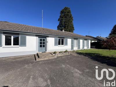 Maison - 361 m² - 12 pièces