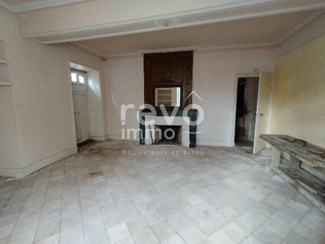 Maison - 269 m² - 9 pièces