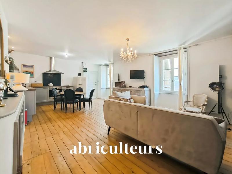 Appartement - 65 m² - 3 pièces