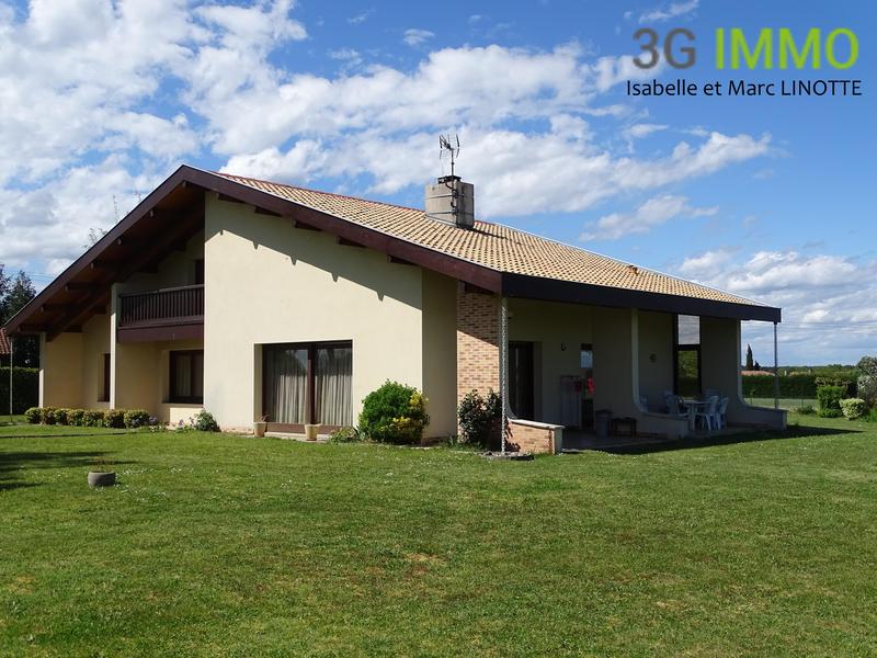 Maison - 208 m² - 8 pièces