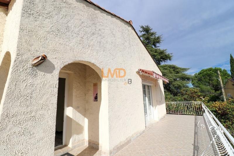 Maison - 185 m² - 6 pièces