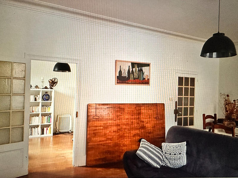 Maison - 305 m² - 10 pièces