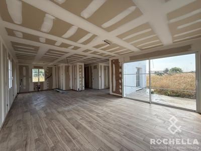 Maison traditionnelle - 148 m² - 5 pièces