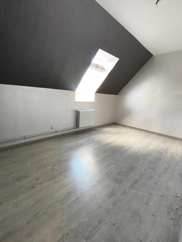 Maison - 92 m² - 5 pièces