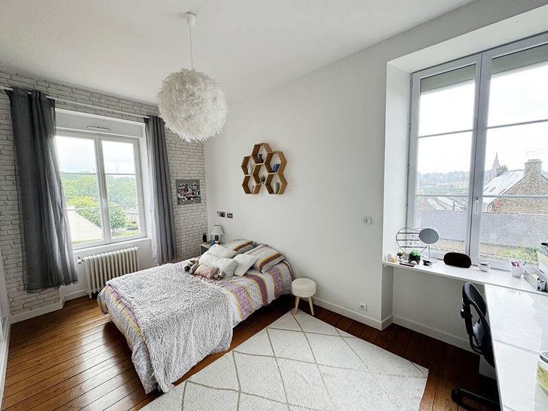 Maison - 159 m² - 6 pièces