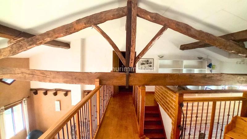 Maison - 262 m² - 7 pièces