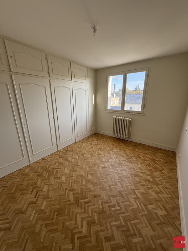 Appartement - 105 m² - 4 pièces