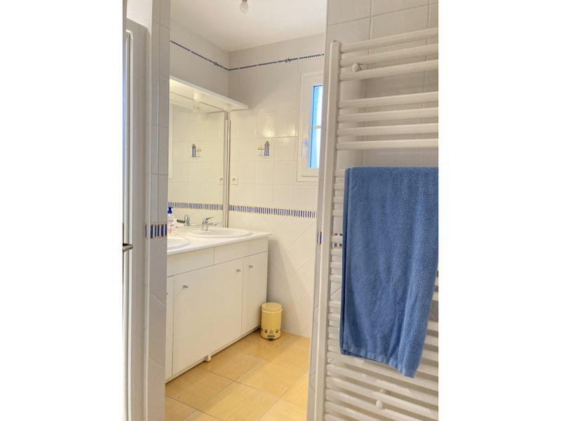 Maison - 163 m² - 8 pièces