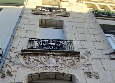 Immeuble - 295 m² - 14 pièces