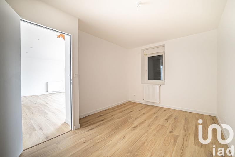 Maison - 99 m² - 5 pièces