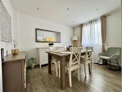 Appartement - 61 m² - 4 pièces