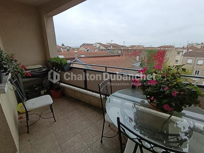 Appartement - 90 m² - 3 pièces