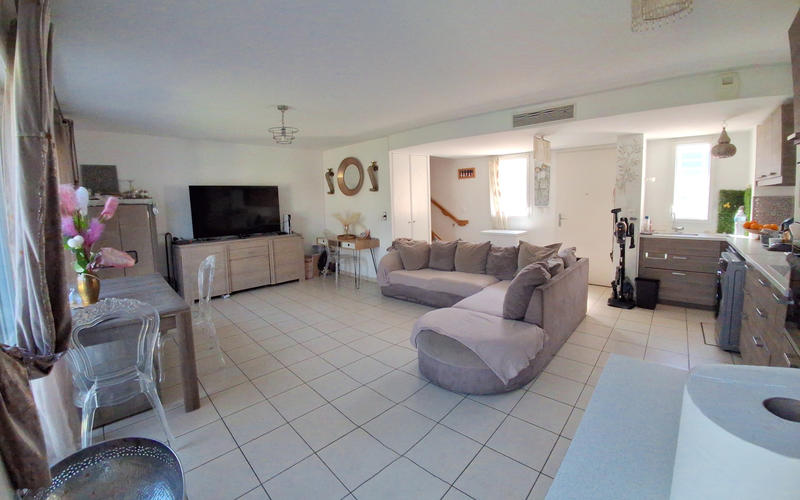 Maison - 74 m² - 3 pièces