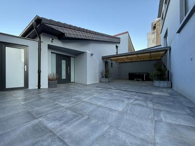 Maison contemporaine - 161 m² - 6 pièces