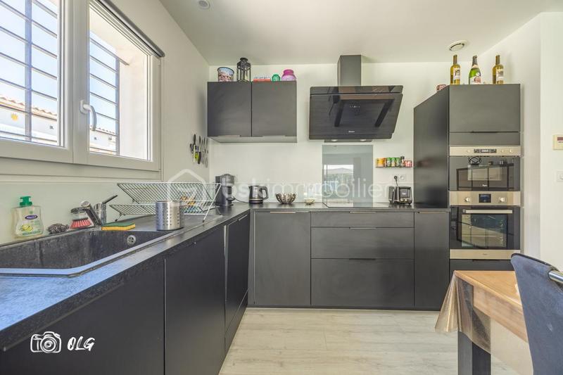 Maison - 97 m² - 5 pièces