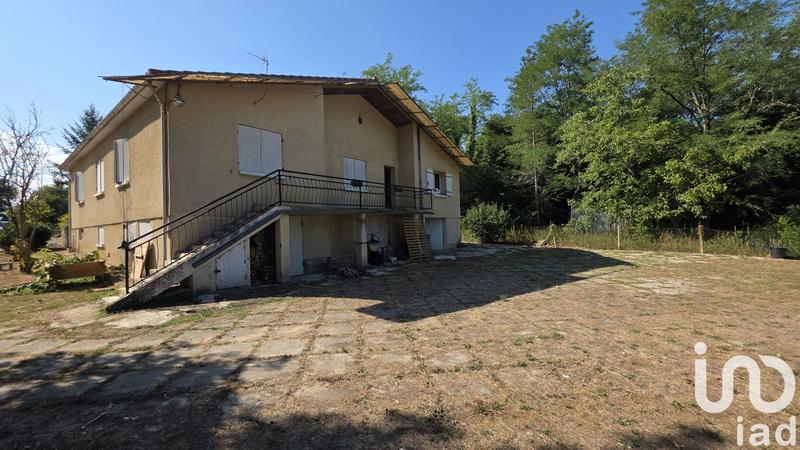 Maison - 196 m² - 8 pièces