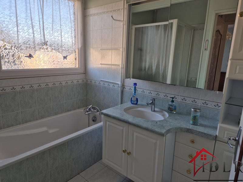 Maison - 155 m² - 8 pièces