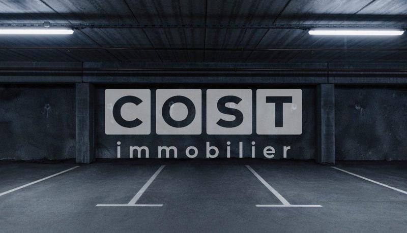 Parking / Garage - 12 m²