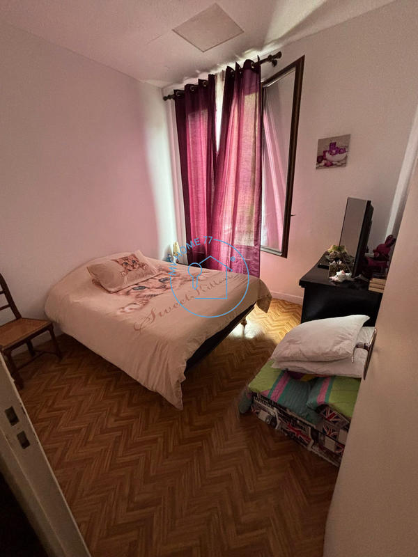 Appartement - 80 m² - 4 pièces