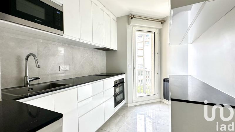 Appartement - 83 m² - 4 pièces