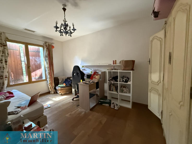 Mas - 770 m² - 27 pièces