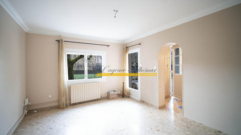 Maison - 97 m² - 6 pièces