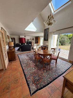 Maison traditionnelle - 204 m² - 8 pièces