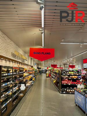 Local commercial - 2 026 m²