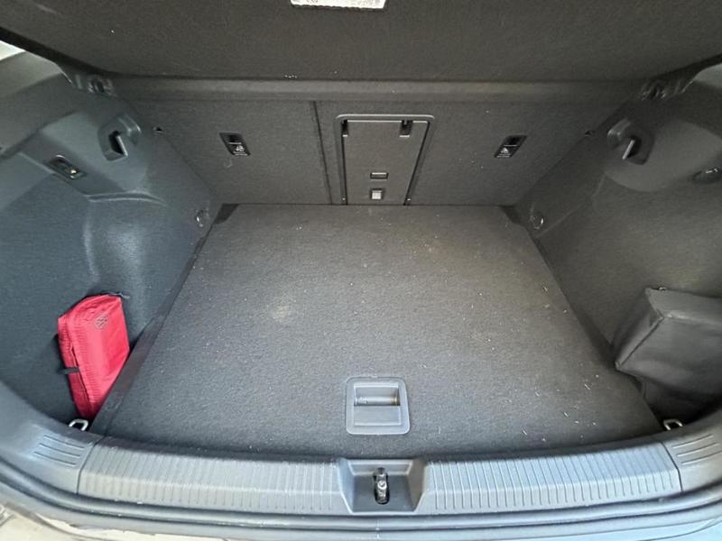 Volkswagen Golf VIII 2.0 Tdi Scr 150 Dsg7 Active