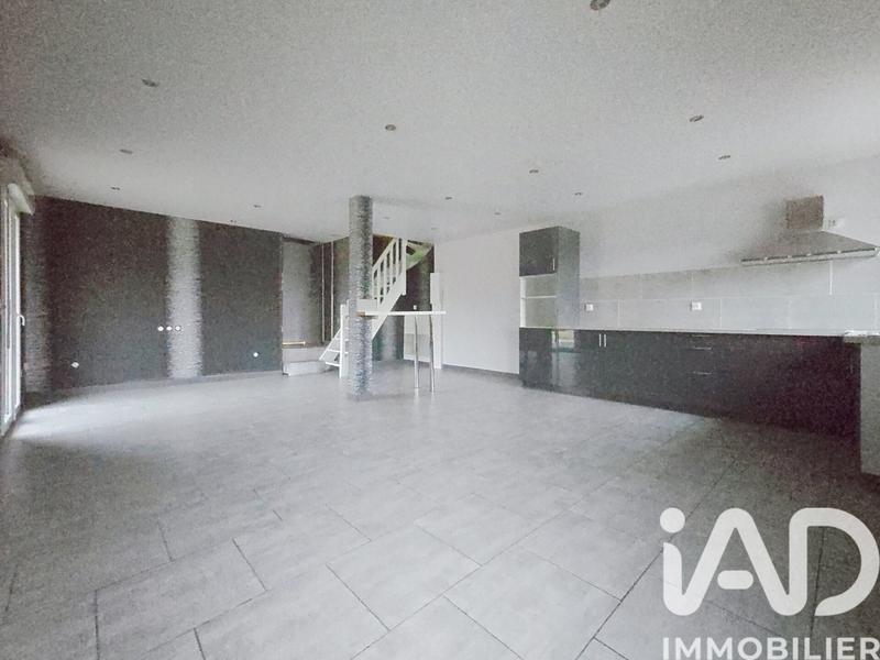 Maison - 111 m² - 5 pièces