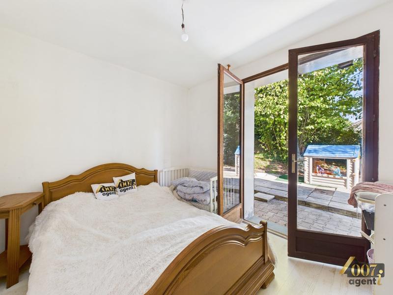 Maison - 104 m² - 4 pièces