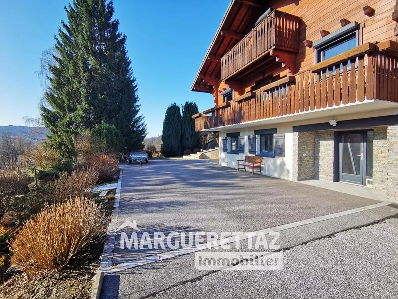 Châlet - 163 m² - 7 pièces