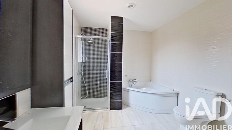 Maison - 126 m² - 5 pièces