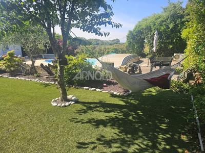 Maison - 190 m² - 7 pièces