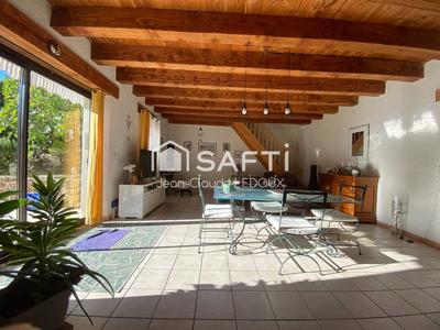 Maison - 120 m² - 4 pièces