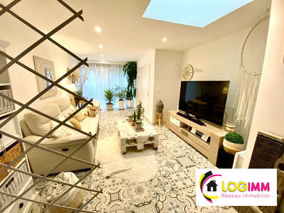 Maison - 92 m² - 4 pièces