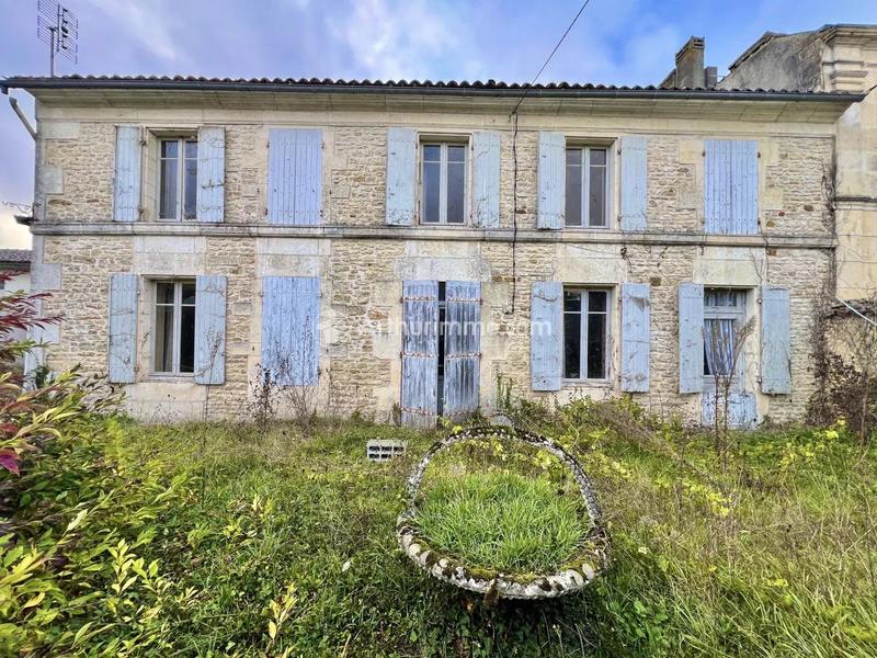 Maison - 184 m² - 7 pièces